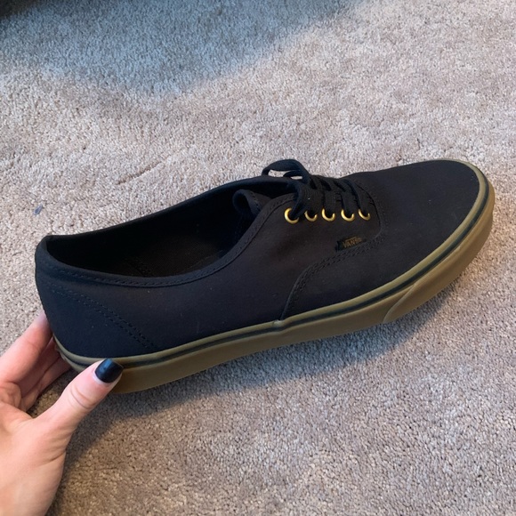 Mens low top vans - Picture 2 of 4